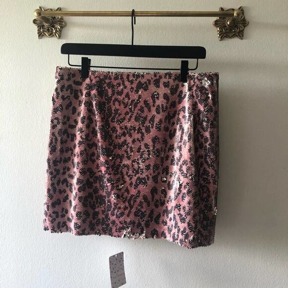 NWT Free People Skinny Sequin Mini Skirt Pink Cheetah  Size 8 - Picture 8 of 13